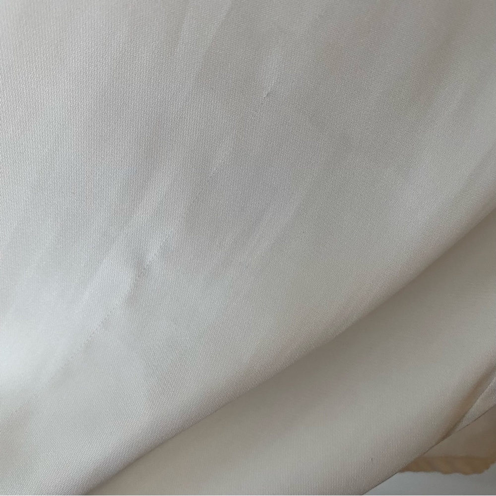 Zara cream satin button up blouse - Picture 4 of 4